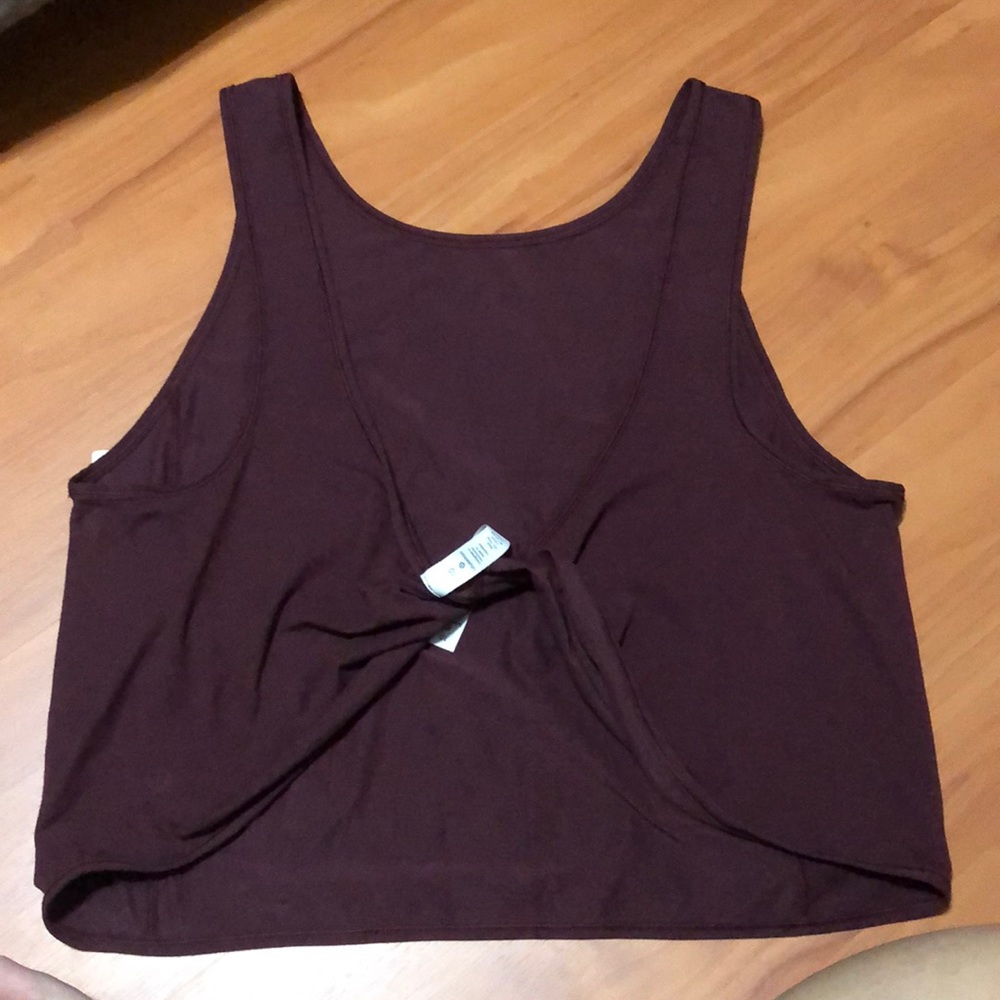 Lululemon Cropped Tank Top - Picture 2 of 4